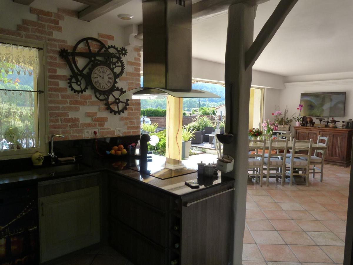 Les Bambous B&B Levens Exterior photo