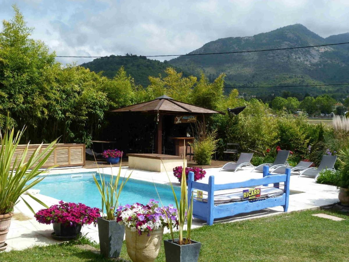 Les Bambous B&B Levens Exterior photo