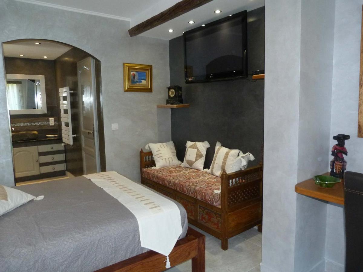 Les Bambous B&B Levens Exterior photo