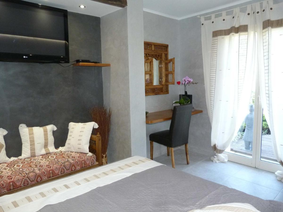 Les Bambous B&B Levens Exterior photo