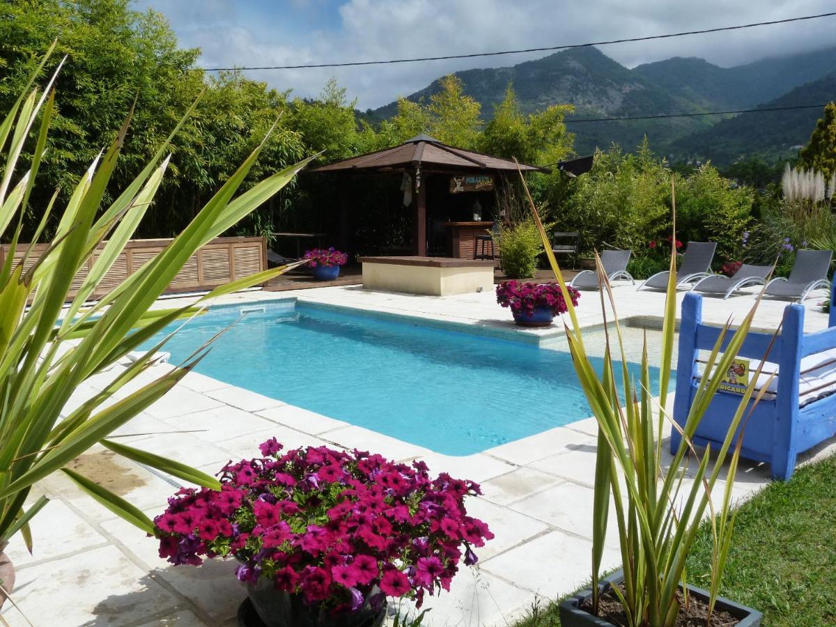 Les Bambous B&B Levens Exterior photo