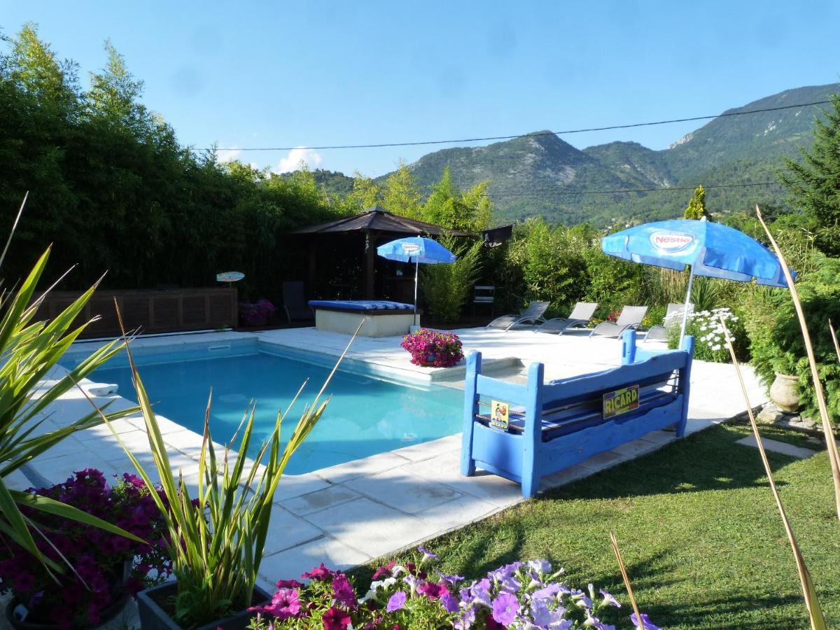Les Bambous B&B Levens Exterior photo