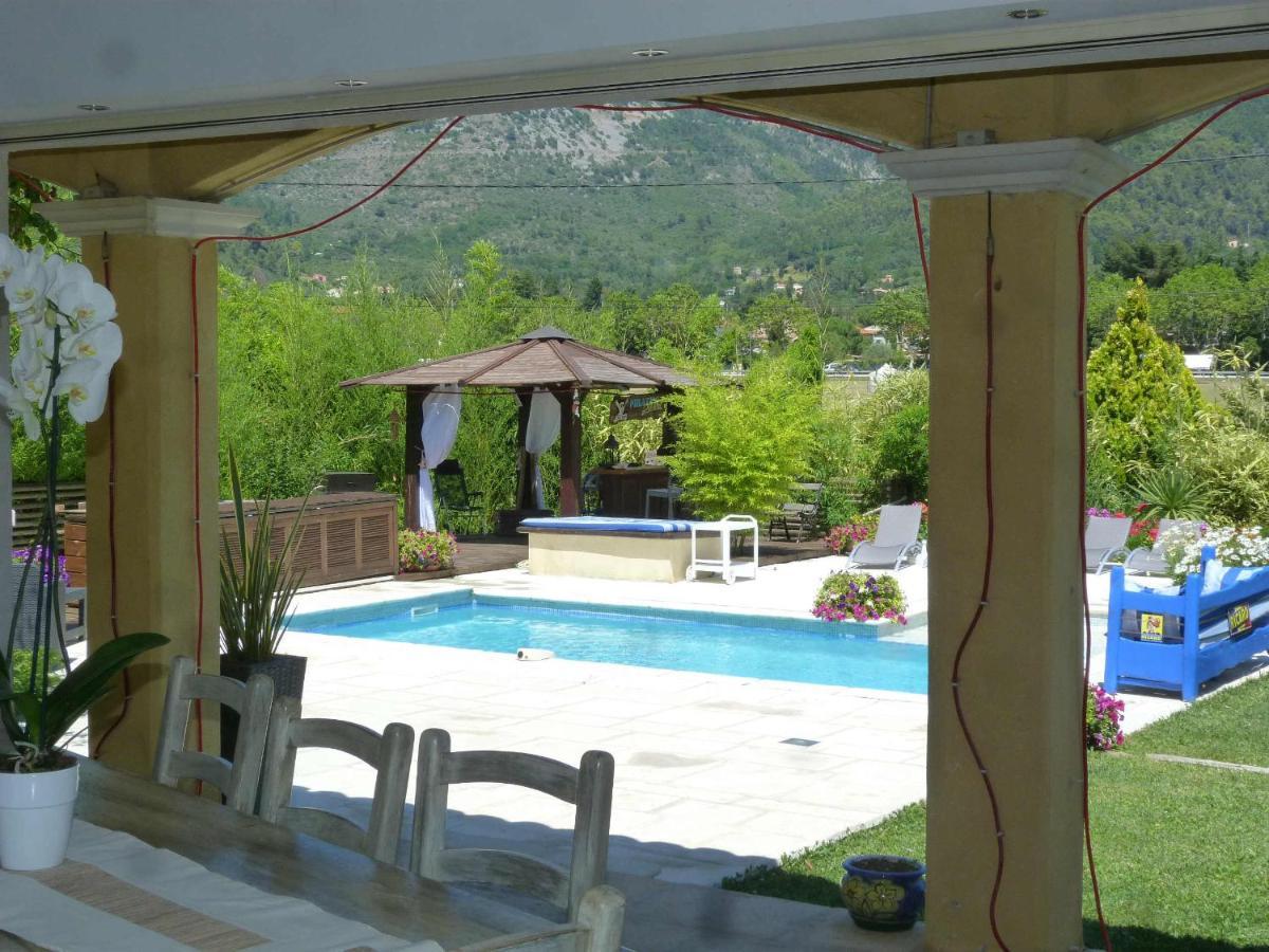 Les Bambous B&B Levens Exterior photo
